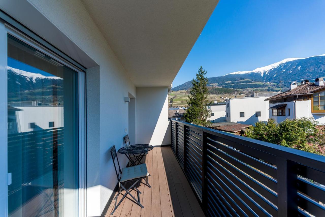 Apartment Le Rose Di Marianne - Sud Vahrn Dış mekan fotoğraf